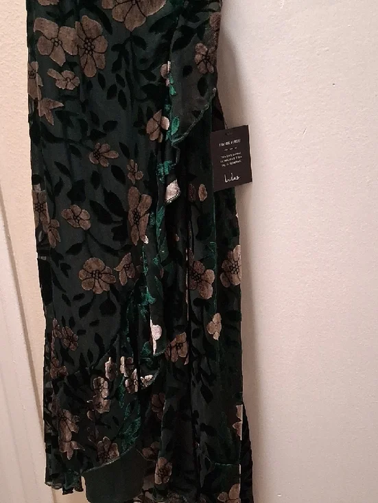 Lulu's Emerald Green Velvet Floral Wrap Maxi Dress with Metallic Accents - Picture 3 of 13